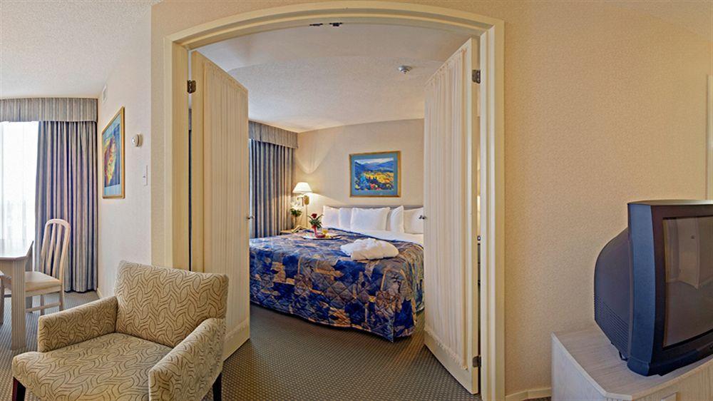 Towneplace Suites By Marriott Windsor Exterior foto